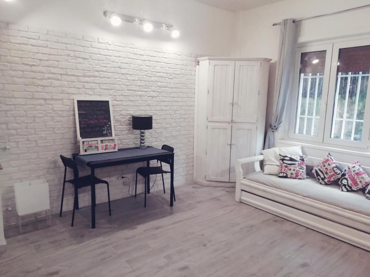 White Apartment 로마 외부 사진